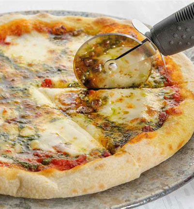 本格洋食と多彩なカクテルを里宵テラスで楽しむ―